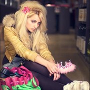Teona Dolnikova on My World.